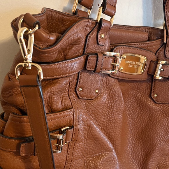 Michael Kors Gansevoort Chestnut Leather large Tote - Picture 7 of 9